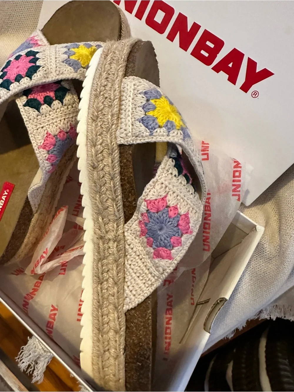 UNIONBAY Crochet Square Crossband Sandals (9)